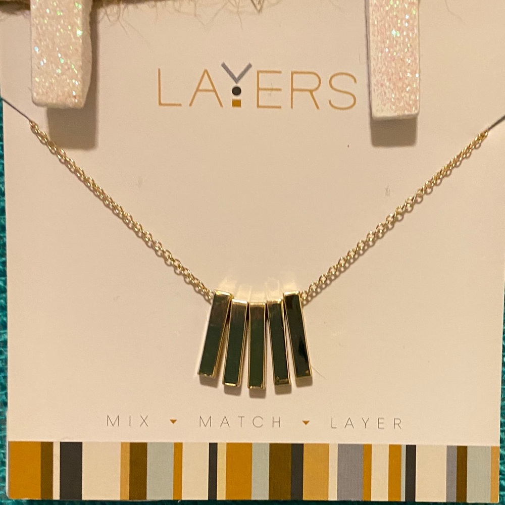 NEW 3 BAR Adjustable Necklace. Great V-day Gift!!!